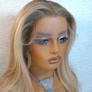 ✨18 In Layered Highlighted Blonde Ombre Dimensional Lace Wig Fast Ship ✨